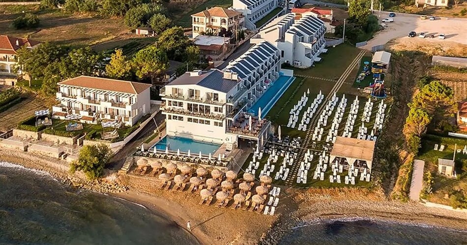 Golden-Coast-Resort-Hotel-1