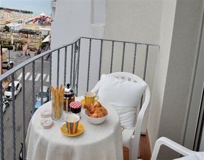 Residence Mediterraneo, Rimini Rivabella 24 (1)