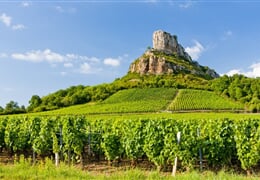 FRANCIE – AUVERGNE a Burgundsko Sopky, kaňony, vinice a historická města