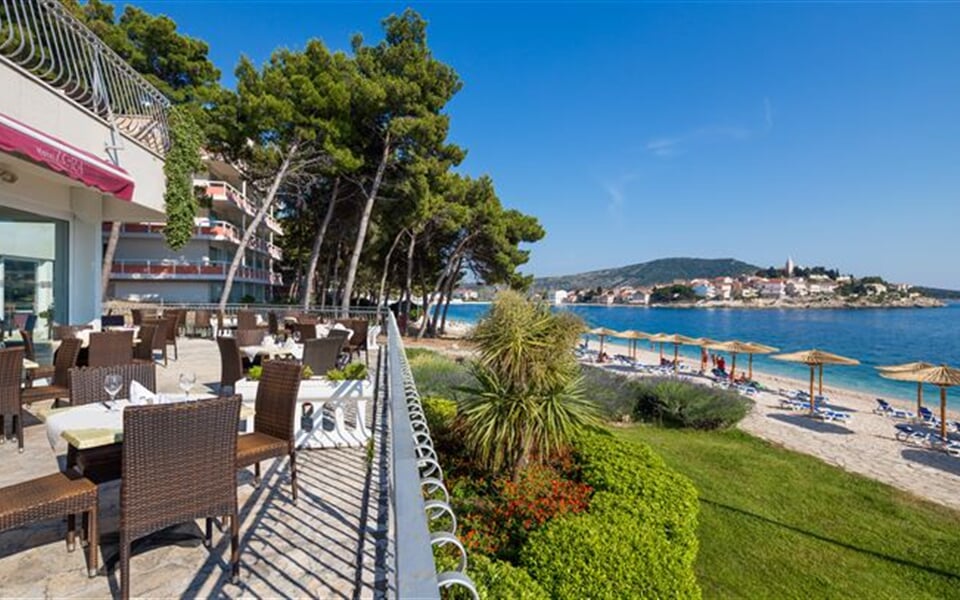 Zora hotel - pokoje COMFORT - Primošten - 101 CK Zemek - Chorvatsko