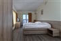 Zagreb hotel - Hlavní budova - Karlobag - 101 CK Zemek - Chorvatsko