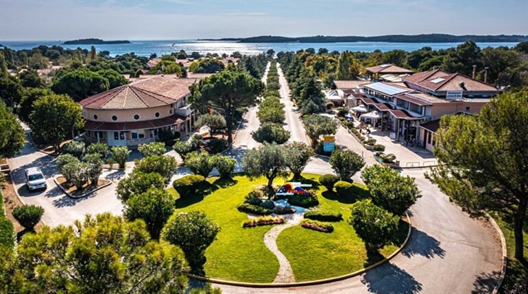 Bi Village Resort pokoje se snídaní - Fažana - 101 CK Zemek - Chorvatsko