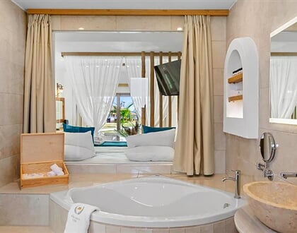 Hotel-Alia-Luxury-Suites-22