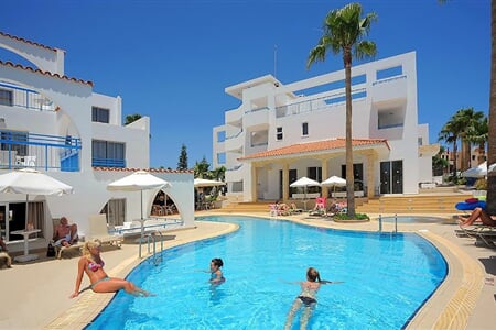 Agia Napa - Aparthotel Petrosana