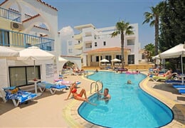 Agia Napa - Aparthotel Petrosana