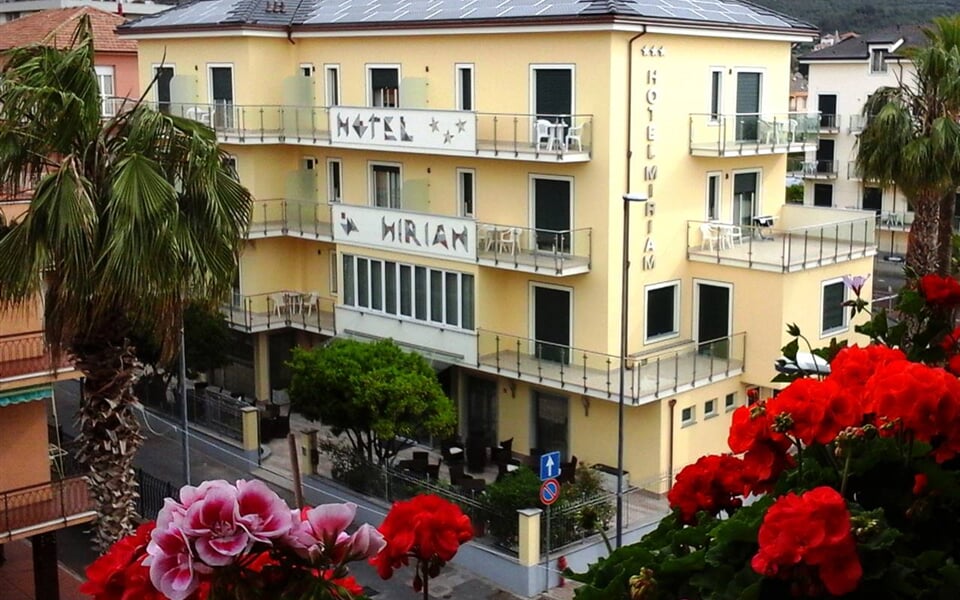 Hotel Miriam,Pietra Ligure (1)