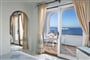 Junior suite s výhledem na moře v hlavní budově, Baja Sardinia, Sardinie