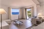 Nelson Lodge, Baja Sardinia, Sardinie