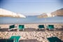 Pláž u hotelu, Baja Sardinia, Sardinie