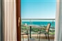Pokoj s balkónem a výhledem na moře, Alghero, Sardinie