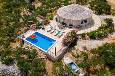 Mirca - Island Getaway - Mirca Heritage House ****