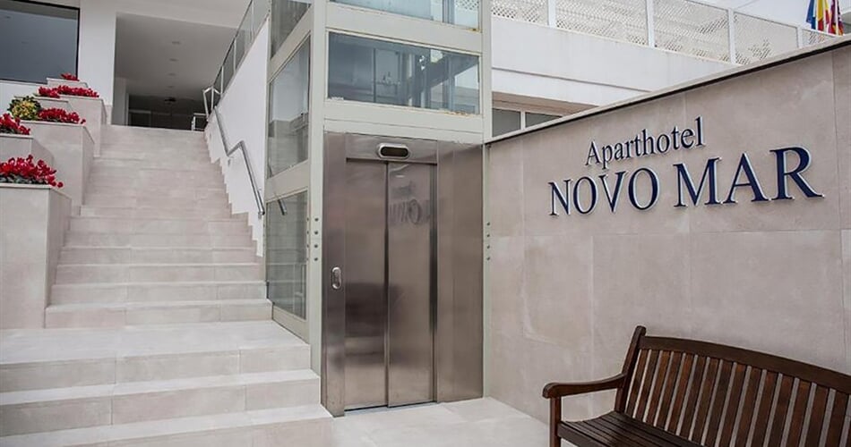 Aparthotel Novo Mar: fotografie vybavení exteriérů a interiérů ubytování.