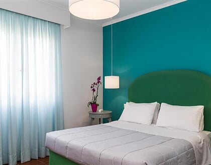 Hotel Keri Village & Spa: fotografie vybavení exteriérů a interiérů ubytování.