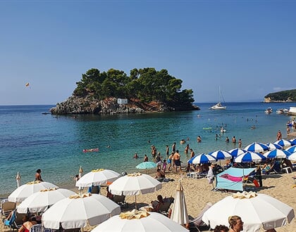 parga-central-beach-(1)1