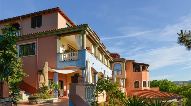 Exteriér hotelu, Bitti, Sardinie, Itálie