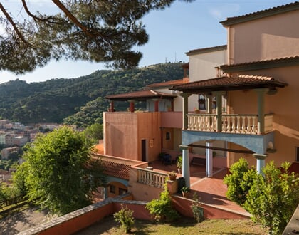 Panorama hotelu, Bitti, Sardinie, Itálie