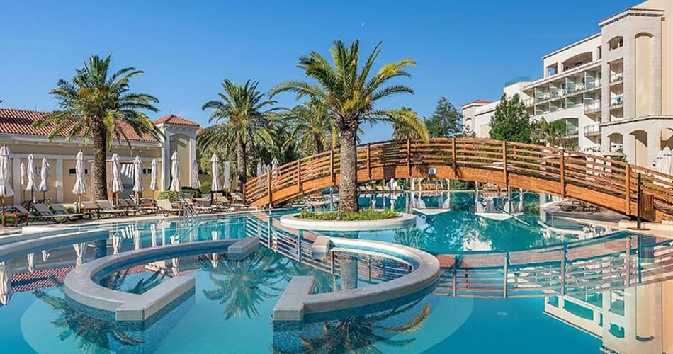 Hotel Splendid Conference & Spa Resort: fotografie vybavení exteriérů a interiérů ubytování.