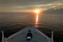 západ slunce na přídi Queen Mary 2