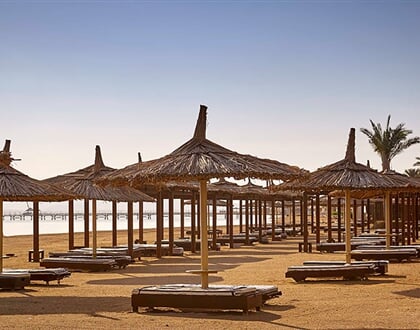 Hotel-Coral-Sea-Holiday-9