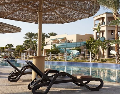 Hotel-Coral-Sea-Holiday-6