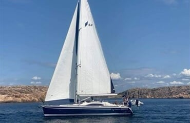 Plachetnice Bavaria 44 Vision - Meerelis