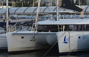 Katamarán Lagoon 450 Sport - IDEA