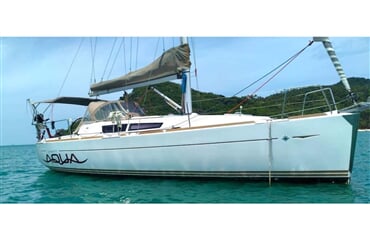 Plachetnice Sun Odyssey 33i - Aqua