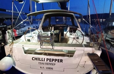 Oceanis 45 - Chilli Pepper