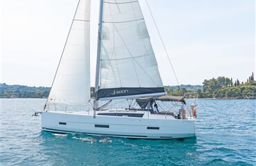 Dufour 430 - Ocean Whisper