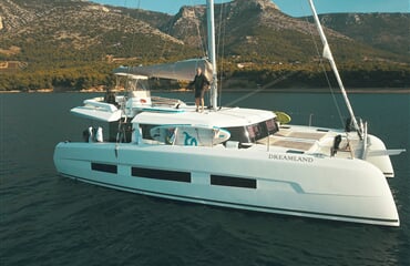 Dufour Catamaran 48 - SEAVEN