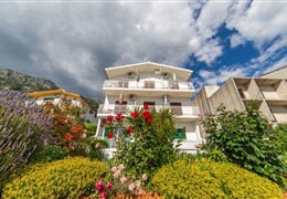 Gradac - Neda (Maršić) vila **