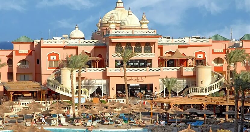 Pickalbatros-Aqua-Blue-Resort-1
