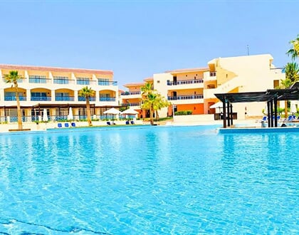 Ivy-Cyrene-Island-Resort-Hotel-7