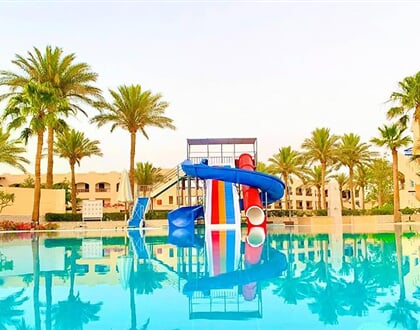 Ivy-Cyrene-Island-Resort-Hotel-4