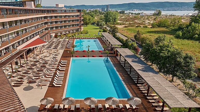 Hotel Sunny Beach Club: fotografie vybavení exteriérů a interiérů ubytování.