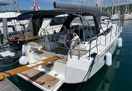 Plachetnice Bavaria C38 - OHANA