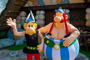 Disneyland a Asterix Park, Les Trois Hiboux 3* (ZÁJ)