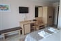 Albamaris hotel - třílůžkový pokoj Comfort s možností přistýlky - Biograd na Moru - 101 CK Zemek - Chorvatsko