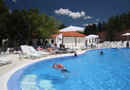 Starigrad-Paklenica - Víkendové koupání