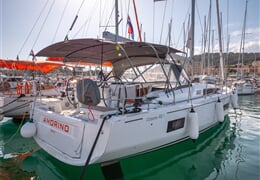 Plachetnice Oceanis 46.1 - no name