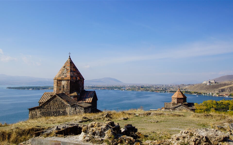 Arménie   jezero Sevan   klášter Sevanavank