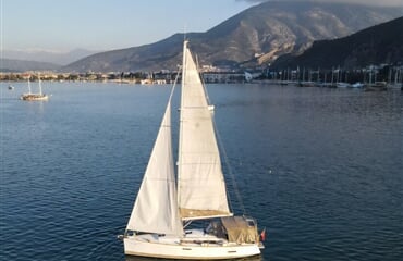 Plachetnice Sun Odyssey 379 - mitis