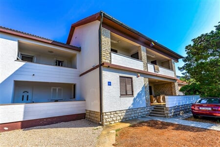 Novalja - Leut apartmány ***