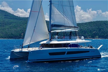 Samana 59 - Maurice - Luxury Catamaran, A/C, Generator, Water maker (s posádkou)