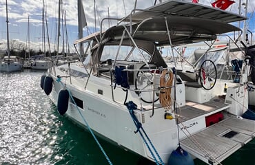 Plachetnice Sun Odyssey 410 - Pelora (s posádkou)