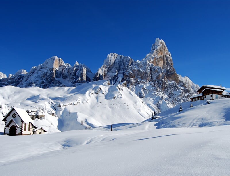 dolomites, refuge, snow