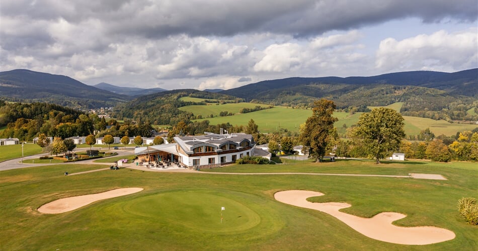 Golf Mlade Buky Grund Resort Panorama 