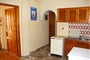 apartmanovy dum gela km travel sidari apartmanovy dum gela kuchyne