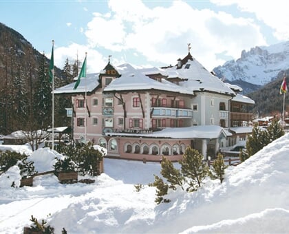 Hotel Club Diamant Romantic, Campitello di Fassa 24 (2)