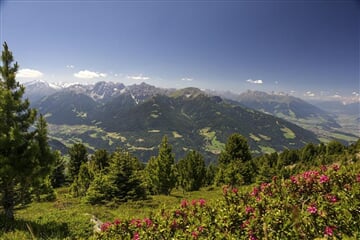 Innsbruck a okolí - Krása horských štítů nad Innsbruckem